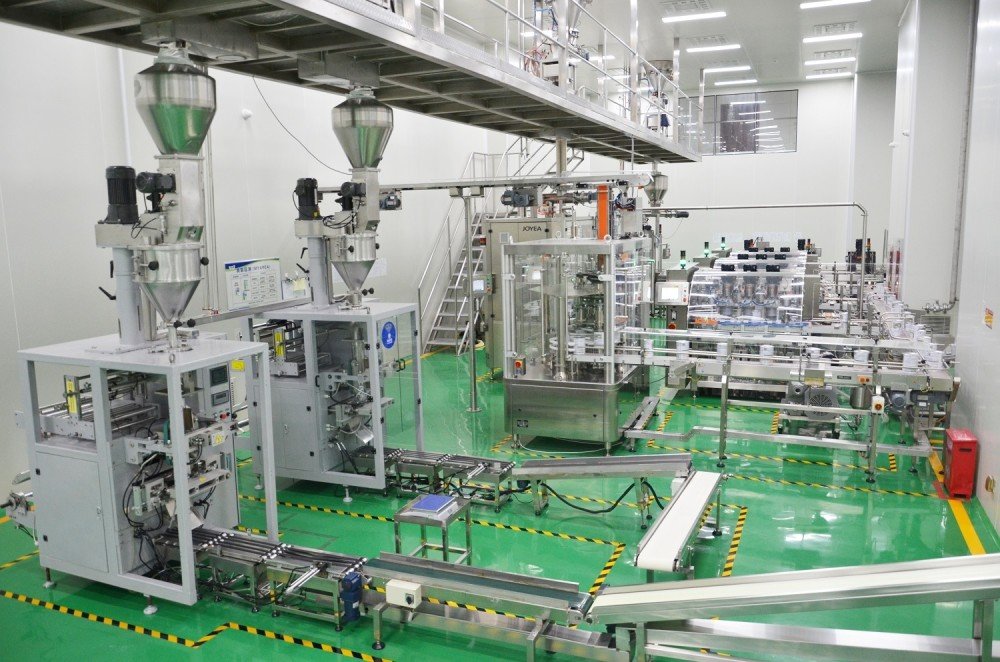 走進雅泰乳業(yè)，探秘十萬級無塵車間生產(chǎn)線